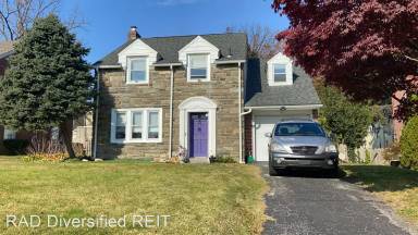 Main picture of 151 Bryn Mawr Ave