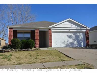 Main picture of 1301 Mallard Dr