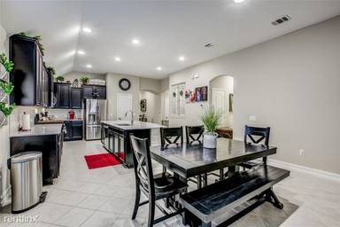 Main picture of 3402 Weyburn Dr