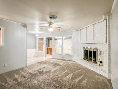 Main picture of 2106 71st St