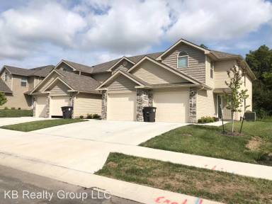 Main picture of Traditions Townhomes Apartments