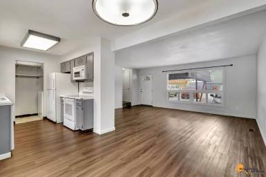 Main picture of 3130 W 62nd Ave