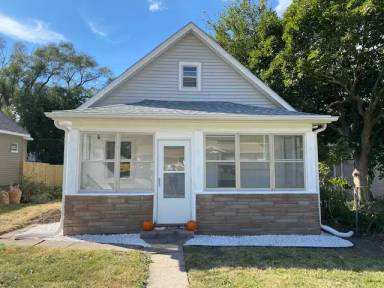 Main picture of 3918 N 41st St