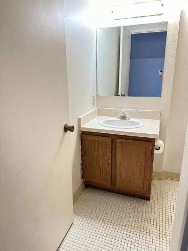 Main picture of 127 1/2 Welch Ave