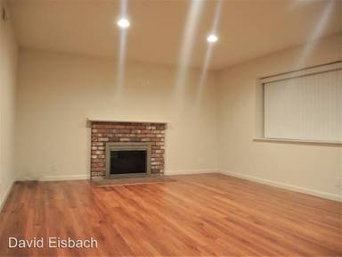 Main picture of 967 W Hacienda Ave