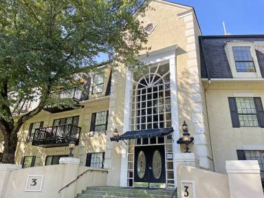Main picture of 3101 Pine Heights Dr NE