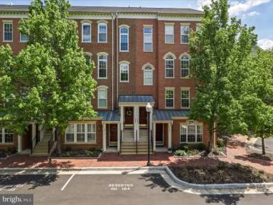 Main picture of 5085 Donovan Dr