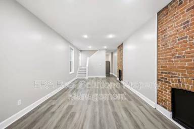 Main picture of 55 W Park Ave
