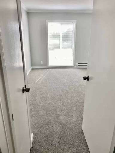 Main picture of 1501 W Hillsdale Blvd
