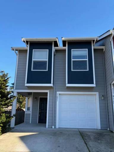 Main picture of 11401 43rd Dr NE