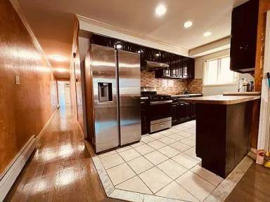 Main picture of 8427 102nd Ave