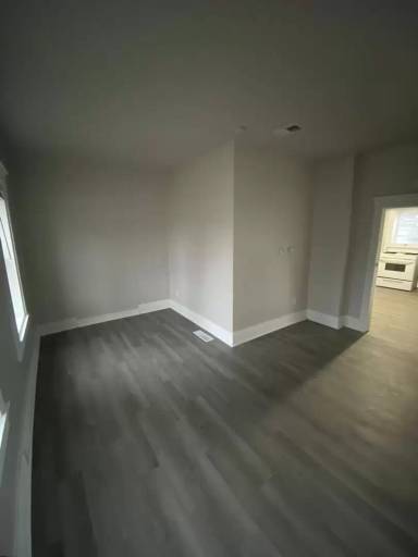 Main picture of 546 Ceape Ave