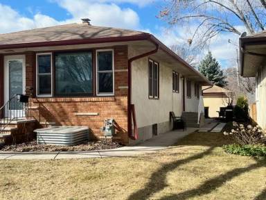 Main picture of 4535 Beard Ave N