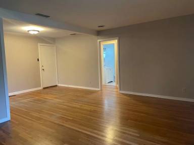 Main picture of 4902 Brand Way