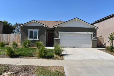 Main picture of 37 Medeival St