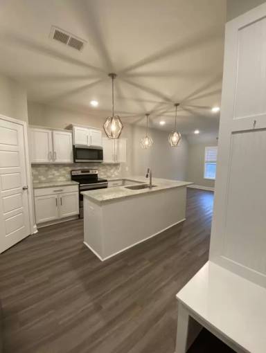 Main picture of 1027 Glenkirk Dr