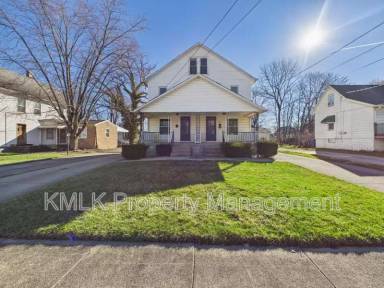 Main picture of 444 7th St