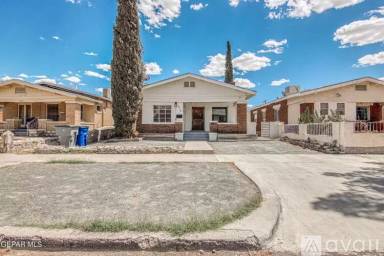 Main picture of 3716 Chester Ave