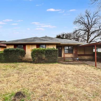 Main picture of 7732 Huttig Ave