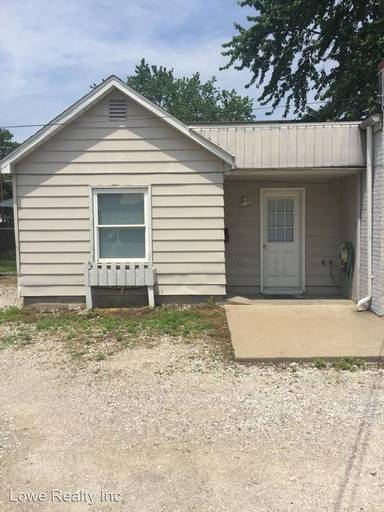 Main picture of 302 N Tekoppel Ave