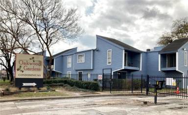 Main picture of Oakwood Gardens Condo