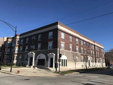 Main picture of 4457 S Indiana Ave