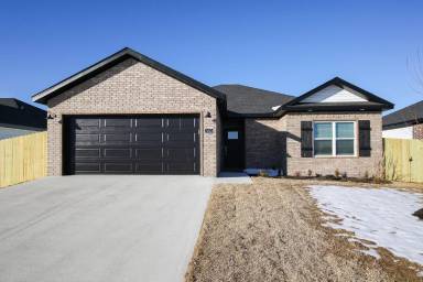 Main picture of 340 Grove