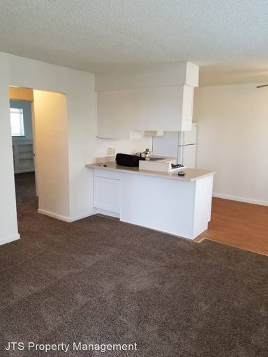 Main picture of 413 Harbor Blvd