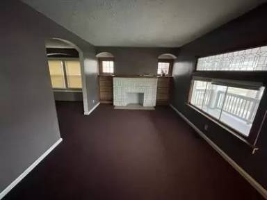 Main picture of 4828 E 90th St