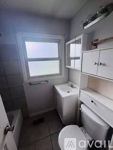 Main picture of 12 Ember Ln