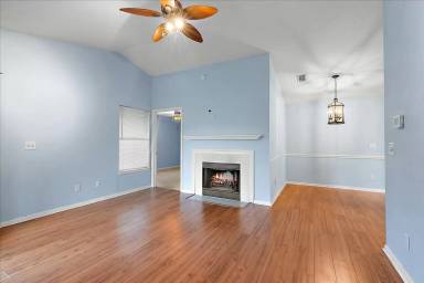 Main picture of 300 Sandiron Cir