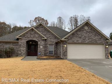 Main picture of 203 Jackson Park Cv