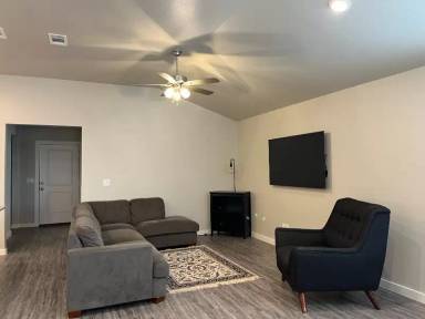 Main picture of 3414 Urbana Pl