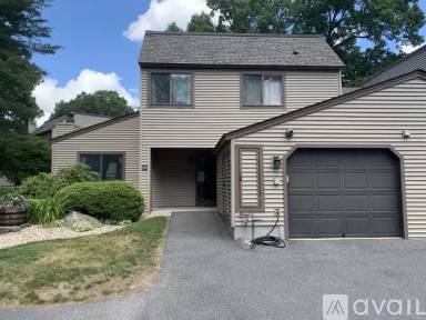 Main picture of 24 Sycamore Ln