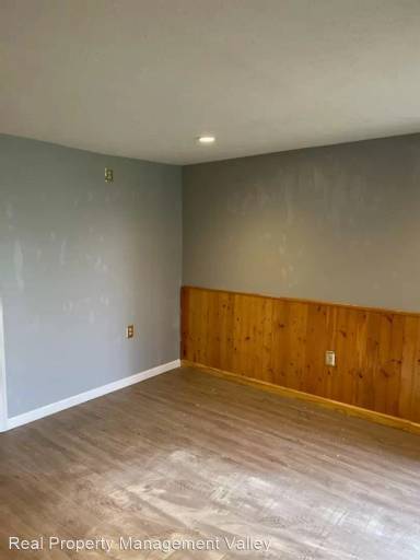 Main picture of 3921 2nd Ave