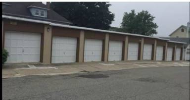 Main picture of 00 Berry St