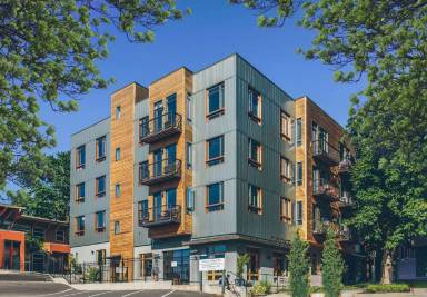 Main picture of 1415 SW Columbia St