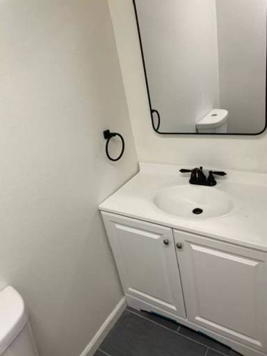 Main picture of 1048 S Hamilton Blvd