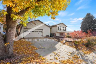 Main picture of 873 Pulpit Rock Cir N