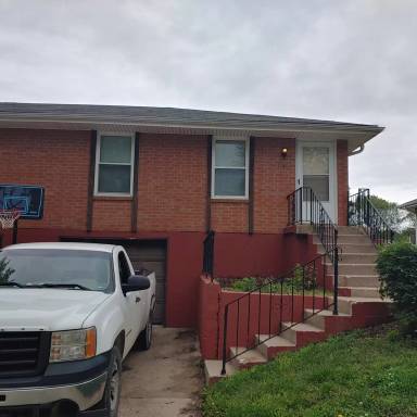Main picture of 114 SW 21st St