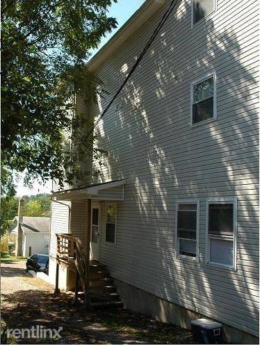 Main picture of 189 W Washington St