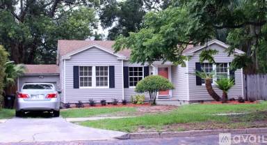 Main picture of 1411 E Kaley St