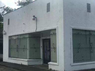 Main picture of 2260 Martin Luther King Jr Blvd