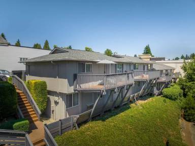 Main picture of 7318 35th Ave NE