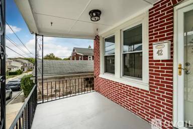 Main picture of 42 Stewart St