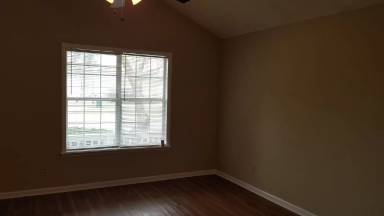 Main picture of 1748 W Gordon St