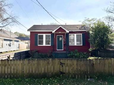 Main picture of 4442 Capital Heights Ave