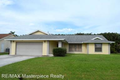 Main picture of 721 SE Majestic Ter