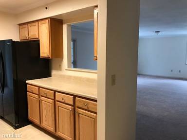 Main picture of 1 Oakbrook Cmns