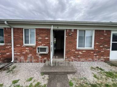 Main picture of 121 W William Dr